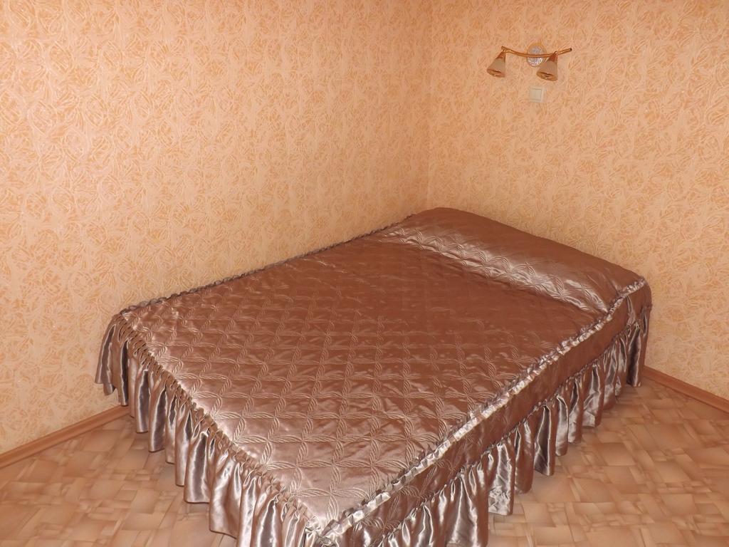 Apartments Engelsa 47A Tscheljabinsk Zimmer foto
